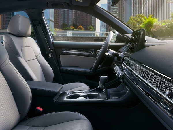 2026 Civic Sedan Hybrid body-stabilizing driver’s seat